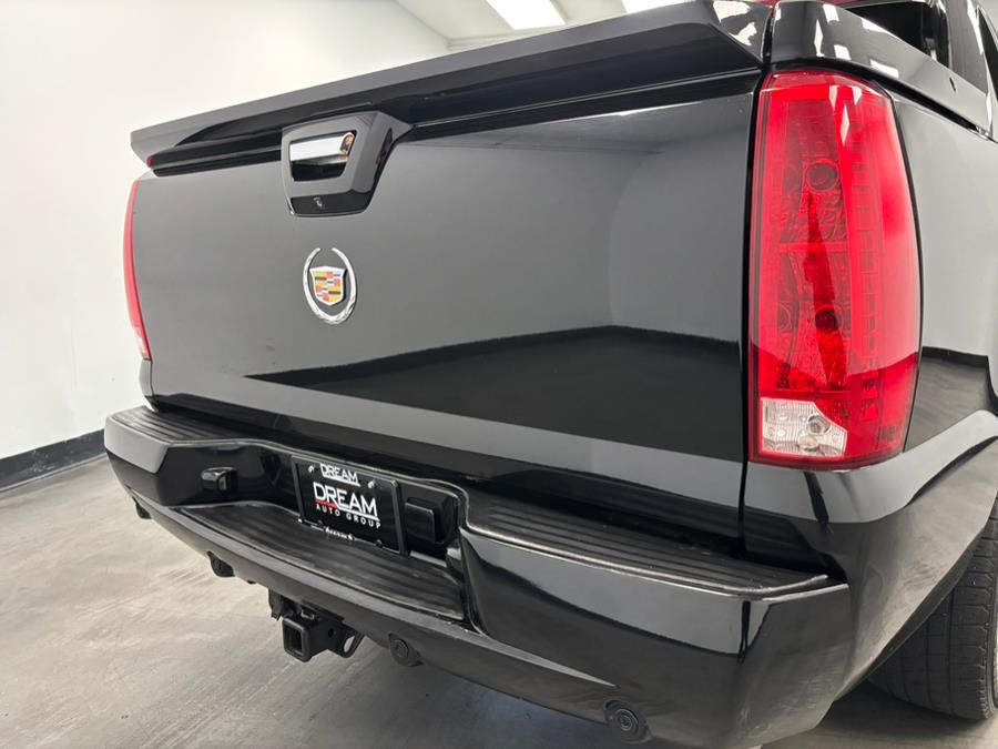 2013 Cadillac Escalade EXT AWD 4dr Luxury, available for sale in Elizabeth, New Jersey | Dream Auto Group. Elizabeth, New Jersey 2013 Cadillac Escalade EXT AWD 4dr Luxury, available for sale in Elizabeth, New Jersey | Dream Auto Group. Elizabeth, New Jersey