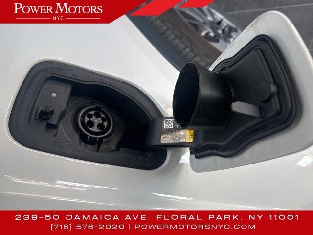 2023 Jeep Grand Cherokee 4xe, available for sale in Floral Park, New York | Shop Auto NY. Floral Park, New York 2023 Jeep Grand Cherokee 4xe, available for sale in Floral Park, New York | Shop Auto NY. Floral Park, New York