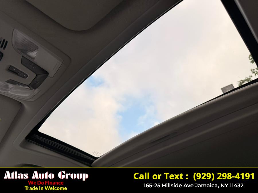 2015 Toyota Sienna 5dr 8-Pass Van XLE FWD (Natl), available for sale in Jamaica, New York | Atlas Auto Group. Jamaica, New York 2015 Toyota Sienna 5dr 8-Pass Van XLE FWD (Natl), available for sale in Jamaica, New York | Atlas Auto Group. Jamaica, New York