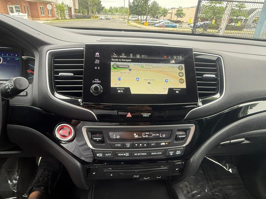 2020 Honda Pilot Touring 8-Passenger AWD, available for sale in Hartford, Connecticut | VEB Auto Sales. Hartford, Connecticut 2020 Honda Pilot Touring 8-Passenger AWD, available for sale in Hartford, Connecticut | VEB Auto Sales. Hartford, Connecticut