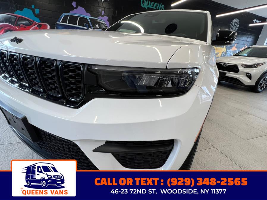 2023 Jeep Grand Cherokee Altitude 4x4, available for sale in Woodside, New York | Queens Vans LLC. Woodside, New York 2023 Jeep Grand Cherokee Altitude 4x4, available for sale in Woodside, New York | Queens Vans LLC. Woodside, New York