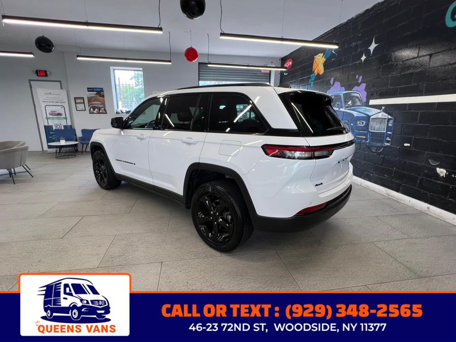 2023 Jeep Grand Cherokee Altitude 4x4, available for sale in Woodside, New York | Queens Vans LLC. Woodside, New York 2023 Jeep Grand Cherokee Altitude 4x4, available for sale in Woodside, New York | Queens Vans LLC. Woodside, New York