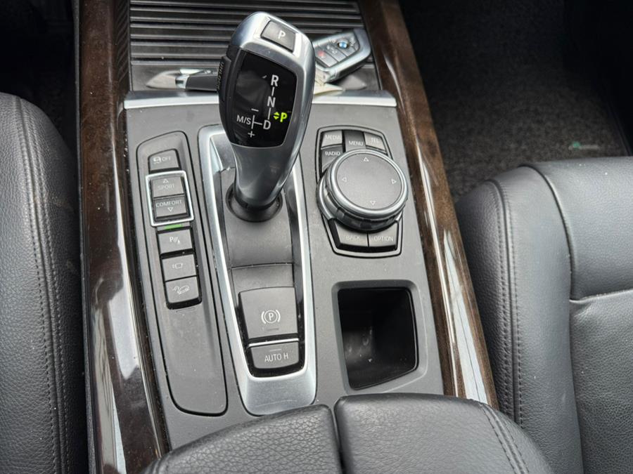 2016 BMW X5 AWD xDrive35i, available for sale in Hempstead, New York | VIP Auto Credit Express. Hempstead, New York 2016 BMW X5 AWD xDrive35i, available for sale in Hempstead, New York | VIP Auto Credit Express. Hempstead, New York