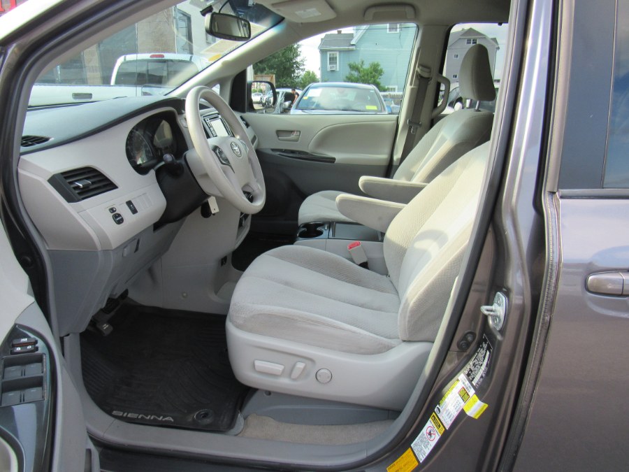2013 Toyota Sienna LE, available for sale in Worcester, Massachusetts | Hilario's Auto Sales Inc.. Worcester, Massachusetts 2013 Toyota Sienna LE, available for sale in Worcester, Massachusetts | Hilario's Auto Sales Inc.. Worcester, Massachusetts