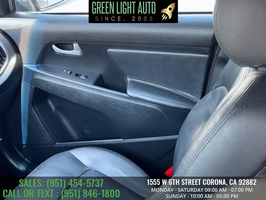 2016 Kia Sportage FWD 4dr EX, available for sale in Corona, California | Green Light Auto. Corona, California 2016 Kia Sportage FWD 4dr EX, available for sale in Corona, California | Green Light Auto. Corona, California