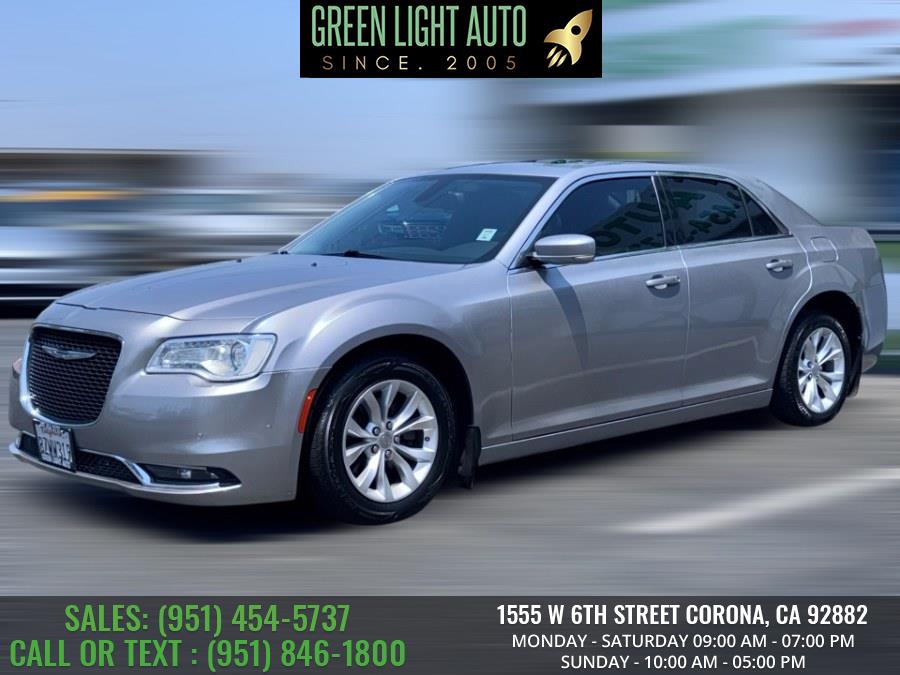 2016 Chrysler 300 4dr Sdn Limited RWD, available for sale in Corona, California | Green Light Auto. Corona, California 2016 Chrysler 300 4dr Sdn Limited RWD, available for sale in Corona, California | Green Light Auto. Corona, California