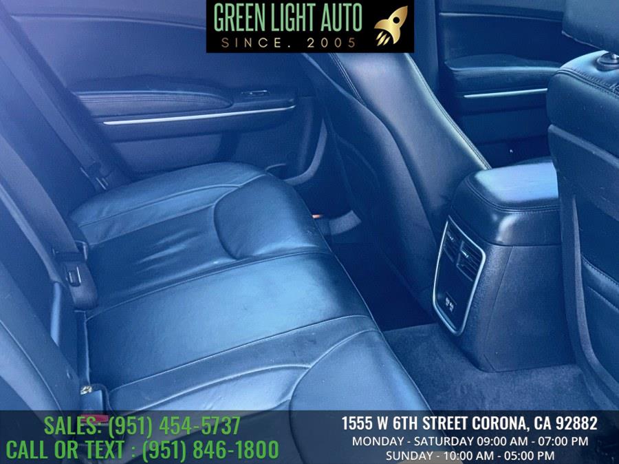 2016 Chrysler 300 4dr Sdn Limited RWD, available for sale in Corona, California | Green Light Auto. Corona, California 2016 Chrysler 300 4dr Sdn Limited RWD, available for sale in Corona, California | Green Light Auto. Corona, California