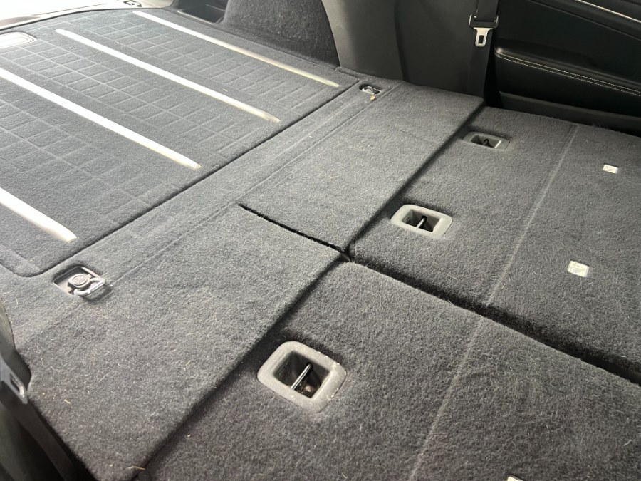 2015 Jeep Grand Cherokee 4WD 4dr Limited, available for sale in Bristol, Connecticut | Bristol Auto Center LLC. Bristol, Connecticut 2015 Jeep Grand Cherokee 4WD 4dr Limited, available for sale in Bristol, Connecticut | Bristol Auto Center LLC. Bristol, Connecticut