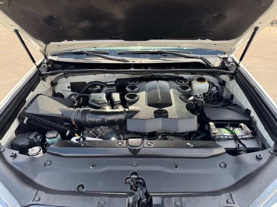 2015 Toyota 4Runner 4WD 4dr V6 Limited (Natl), available for sale in Ortonville, Michigan | Marsh Auto Sales LLC. Ortonville, Michigan 2015 Toyota 4Runner 4WD 4dr V6 Limited (Natl), available for sale in Ortonville, Michigan | Marsh Auto Sales LLC. Ortonville, Michigan