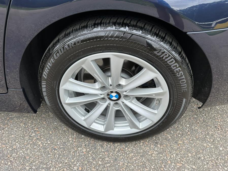 2014 BMW 5 Series 4dr Sdn 528i xDrive AWD, available for sale in South Windsor, Connecticut | Mike And Tony Auto Sales, Inc. South Windsor, Connecticut 2014 BMW 5 Series 4dr Sdn 528i xDrive AWD, available for sale in South Windsor, Connecticut | Mike And Tony Auto Sales, Inc. South Windsor, Connecticut