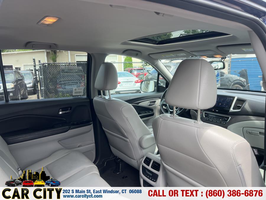 2016 Honda Pilot AWD 4dr EX-L, available for sale in East Windsor, Connecticut | Car City LLC. East Windsor, Connecticut 2016 Honda Pilot AWD 4dr EX-L, available for sale in East Windsor, Connecticut | Car City LLC. East Windsor, Connecticut