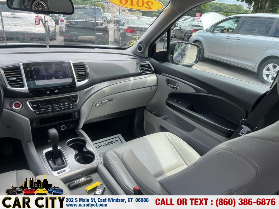 2016 Honda Pilot AWD 4dr EX-L, available for sale in East Windsor, Connecticut | Car City LLC. East Windsor, Connecticut 2016 Honda Pilot AWD 4dr EX-L, available for sale in East Windsor, Connecticut | Car City LLC. East Windsor, Connecticut