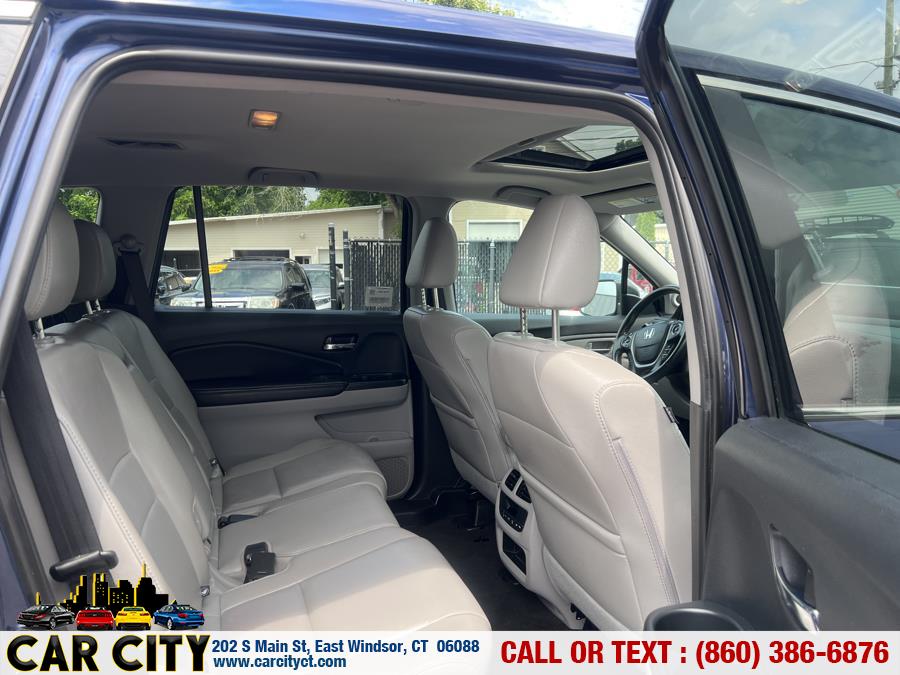 2016 Honda Pilot AWD 4dr EX-L, available for sale in East Windsor, Connecticut | Car City LLC. East Windsor, Connecticut 2016 Honda Pilot AWD 4dr EX-L, available for sale in East Windsor, Connecticut | Car City LLC. East Windsor, Connecticut