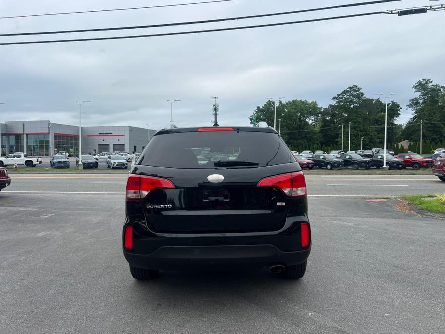 2014 Kia Sorento AWD 4dr V6 LX, available for sale in Swansea, Massachusetts | Gas On The Run. Swansea, Massachusetts 2014 Kia Sorento AWD 4dr V6 LX, available for sale in Swansea, Massachusetts | Gas On The Run. Swansea, Massachusetts