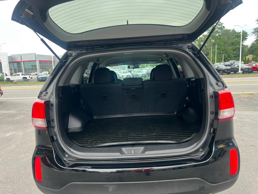 2014 Kia Sorento AWD 4dr V6 LX, available for sale in Swansea, Massachusetts | Gas On The Run. Swansea, Massachusetts 2014 Kia Sorento AWD 4dr V6 LX, available for sale in Swansea, Massachusetts | Gas On The Run. Swansea, Massachusetts