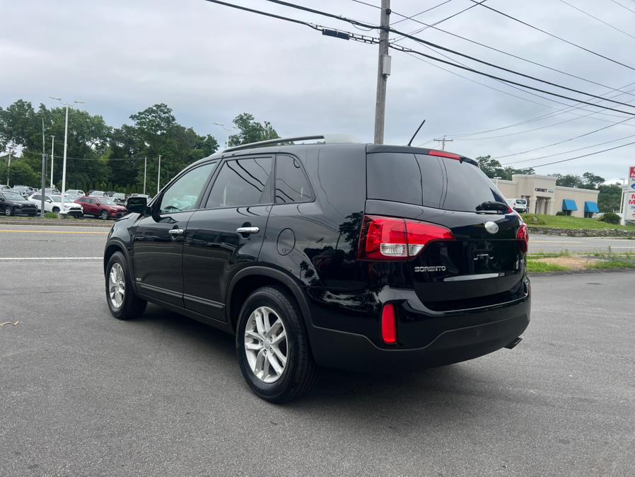2014 Kia Sorento AWD 4dr V6 LX, available for sale in Swansea, Massachusetts | Gas On The Run. Swansea, Massachusetts 2014 Kia Sorento AWD 4dr V6 LX, available for sale in Swansea, Massachusetts | Gas On The Run. Swansea, Massachusetts