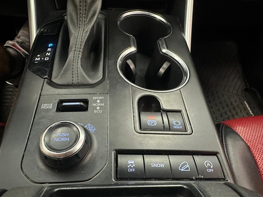 2022 Toyota Highlander XSE AWD (Natl), available for sale in Inwood, New York | 5 Towns Drive. Inwood, New York 2022 Toyota Highlander XSE AWD (Natl), available for sale in Inwood, New York | 5 Towns Drive. Inwood, New York