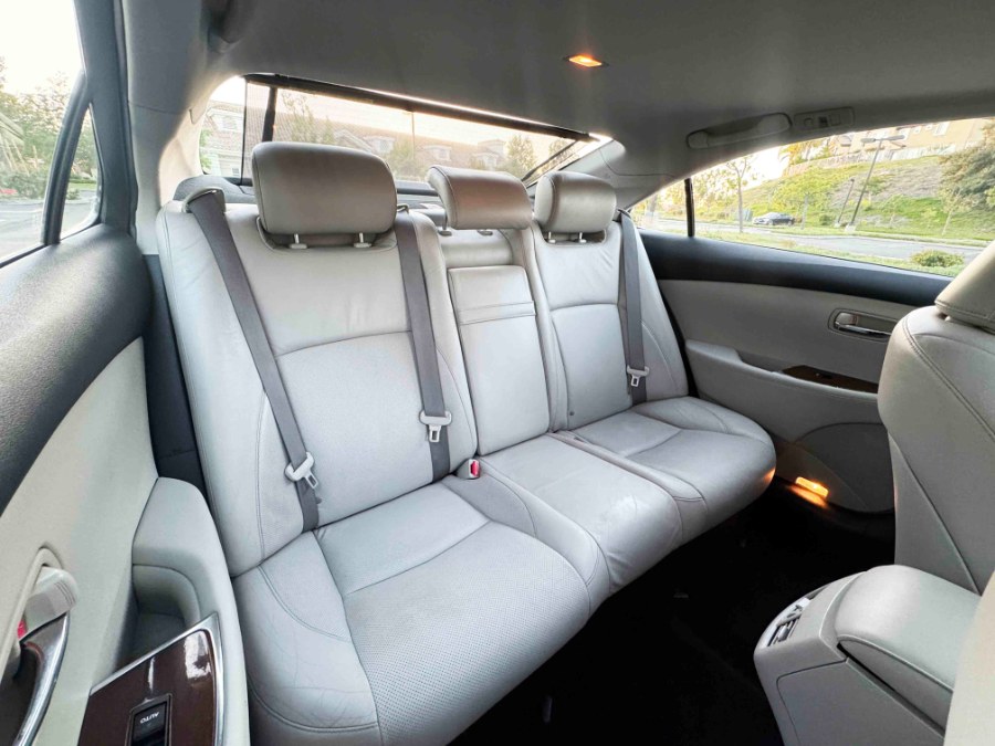 2010 Lexus ES 350 4dr Sdn, available for sale in Lake Forest, California | Pacific Green Line. Lake Forest, California 2010 Lexus ES 350 4dr Sdn, available for sale in Lake Forest, California | Pacific Green Line. Lake Forest, California