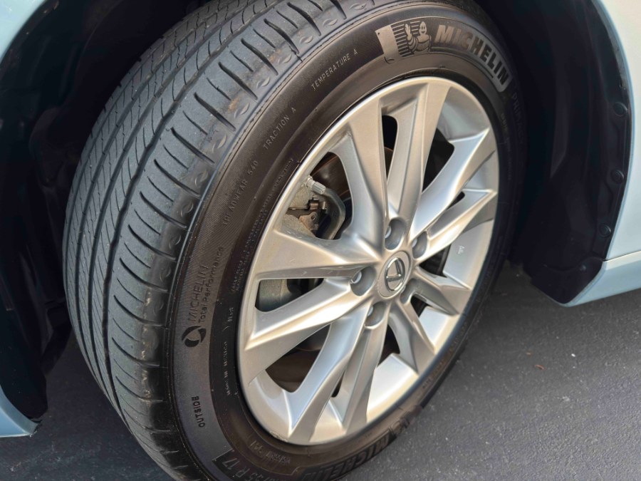 2010 Lexus ES 350 4dr Sdn, available for sale in Lake Forest, California | Pacific Green Line. Lake Forest, California 2010 Lexus ES 350 4dr Sdn, available for sale in Lake Forest, California | Pacific Green Line. Lake Forest, California
