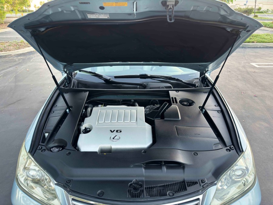 2010 Lexus ES 350 4dr Sdn, available for sale in Lake Forest, California | Pacific Green Line. Lake Forest, California 2010 Lexus ES 350 4dr Sdn, available for sale in Lake Forest, California | Pacific Green Line. Lake Forest, California