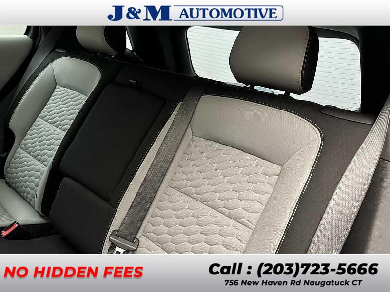 2021 Chevrolet Equinox LS, available for sale in Naugatuck, Connecticut | J&M Automotive Sls&Svc LLC. Naugatuck, Connecticut 2021 Chevrolet Equinox LS, available for sale in Naugatuck, Connecticut | J&M Automotive Sls&Svc LLC. Naugatuck, Connecticut