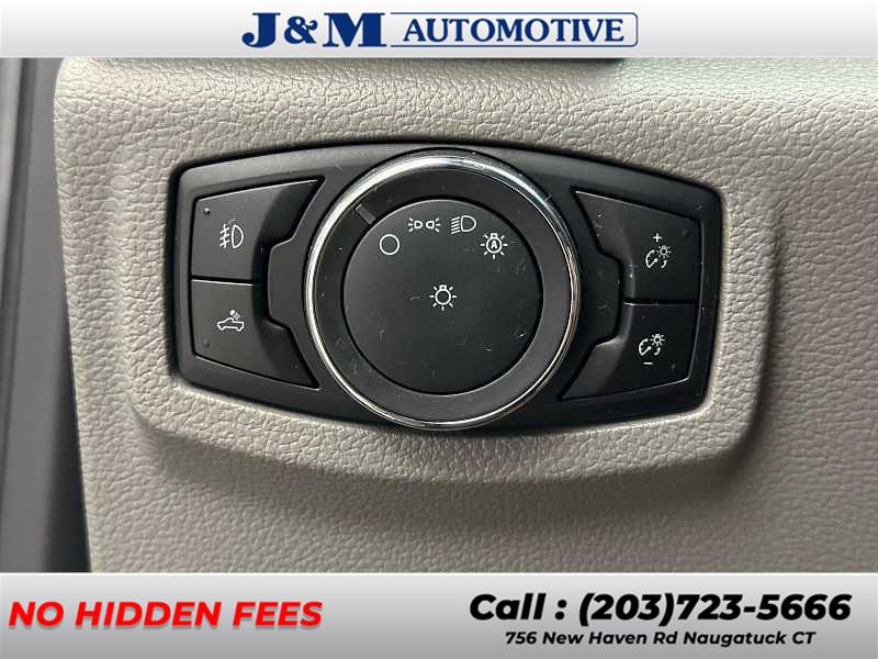 2016 Ford F-150 XLT, available for sale in Naugatuck, Connecticut | J&M Automotive Sls&Svc LLC. Naugatuck, Connecticut 2016 Ford F-150 XLT, available for sale in Naugatuck, Connecticut | J&M Automotive Sls&Svc LLC. Naugatuck, Connecticut