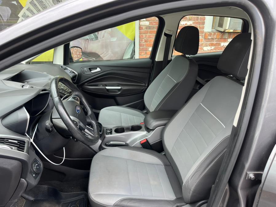 2013 Ford C-Max Hybrid 5dr HB SE, available for sale in Naugatuck, Connecticut | Riverside Motorcars, LLC. Naugatuck, Connecticut 2013 Ford C-Max Hybrid 5dr HB SE, available for sale in Naugatuck, Connecticut | Riverside Motorcars, LLC. Naugatuck, Connecticut