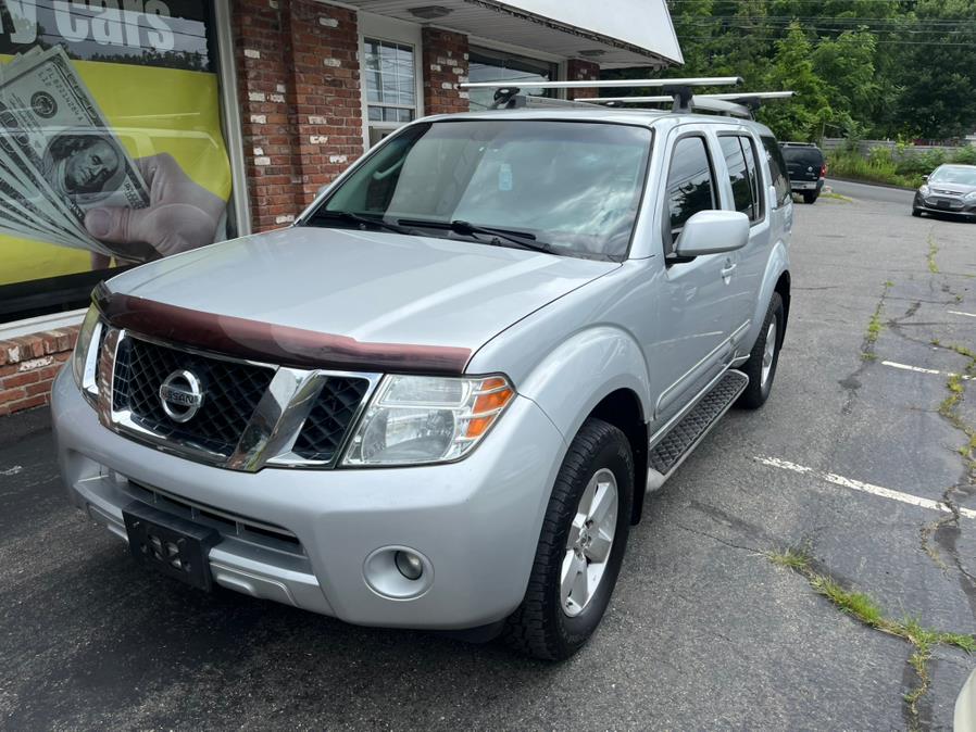 2012 Nissan Pathfinder 4WD 4dr V6 LE, available for sale in Naugatuck, Connecticut | Riverside Motorcars, LLC. Naugatuck, Connecticut 2012 Nissan Pathfinder 4WD 4dr V6 LE, available for sale in Naugatuck, Connecticut | Riverside Motorcars, LLC. Naugatuck, Connecticut