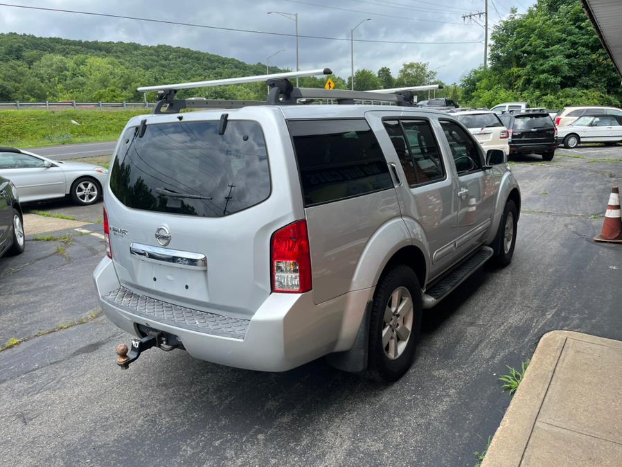 2012 Nissan Pathfinder 4WD 4dr V6 LE, available for sale in Naugatuck, Connecticut | Riverside Motorcars, LLC. Naugatuck, Connecticut 2012 Nissan Pathfinder 4WD 4dr V6 LE, available for sale in Naugatuck, Connecticut | Riverside Motorcars, LLC. Naugatuck, Connecticut
