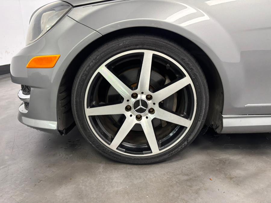 2013 Mercedes-Benz C-Class 4dr Sdn C300 Sport 4MATIC, available for sale in Elizabeth, New Jersey | Dream Auto Group. Elizabeth, New Jersey 2013 Mercedes-Benz C-Class 4dr Sdn C300 Sport 4MATIC, available for sale in Elizabeth, New Jersey | Dream Auto Group. Elizabeth, New Jersey