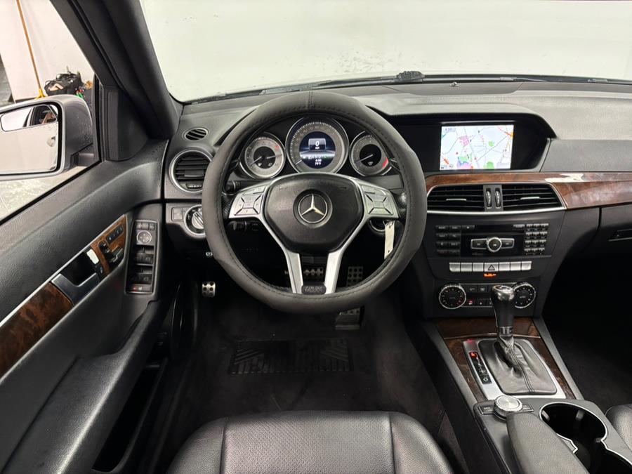 2013 Mercedes-Benz C-Class 4dr Sdn C300 Sport 4MATIC, available for sale in Elizabeth, New Jersey | Dream Auto Group. Elizabeth, New Jersey 2013 Mercedes-Benz C-Class 4dr Sdn C300 Sport 4MATIC, available for sale in Elizabeth, New Jersey | Dream Auto Group. Elizabeth, New Jersey