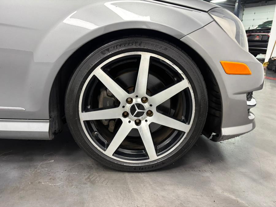 2013 Mercedes-Benz C-Class 4dr Sdn C300 Sport 4MATIC, available for sale in Elizabeth, New Jersey | Dream Auto Group. Elizabeth, New Jersey 2013 Mercedes-Benz C-Class 4dr Sdn C300 Sport 4MATIC, available for sale in Elizabeth, New Jersey | Dream Auto Group. Elizabeth, New Jersey