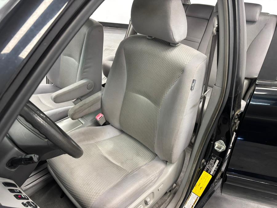 2005 Toyota Highlander 4dr V6 4WD w/3rd Row (SE), available for sale in Elizabeth, New Jersey | Dream Auto Group. Elizabeth, New Jersey 2005 Toyota Highlander 4dr V6 4WD w/3rd Row (SE), available for sale in Elizabeth, New Jersey | Dream Auto Group. Elizabeth, New Jersey