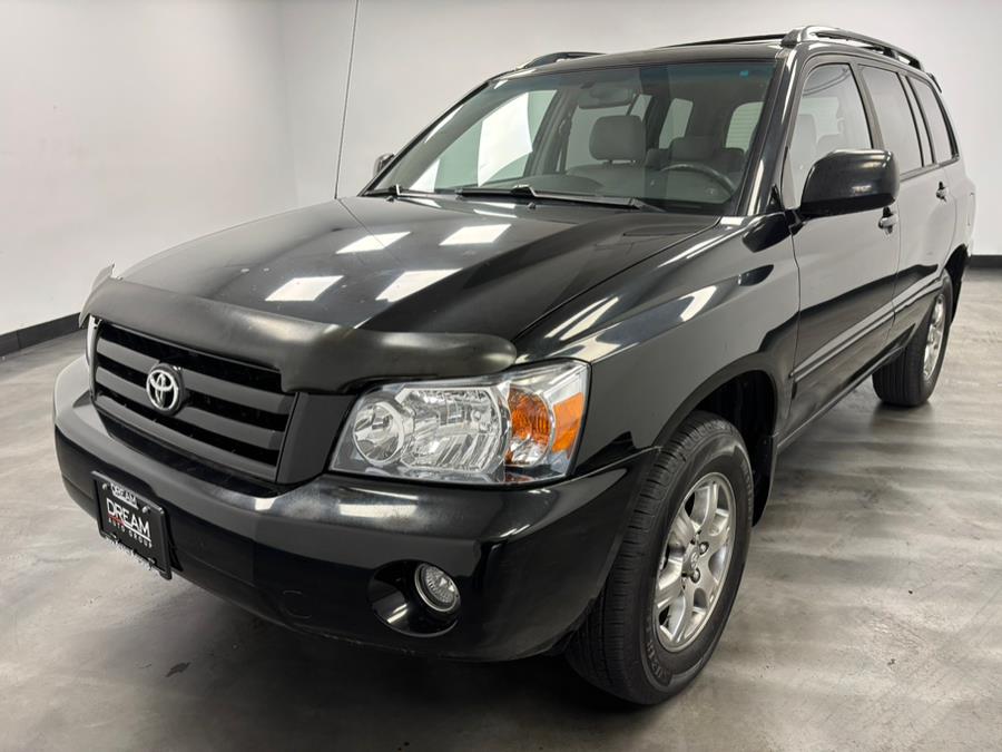 2005 Toyota Highlander 4dr V6 4WD w/3rd Row (SE), available for sale in Elizabeth, New Jersey | Dream Auto Group. Elizabeth, New Jersey 2005 Toyota Highlander 4dr V6 4WD w/3rd Row (SE), available for sale in Elizabeth, New Jersey | Dream Auto Group. Elizabeth, New Jersey