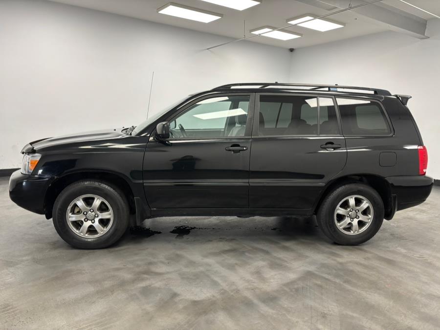 2005 Toyota Highlander 4dr V6 4WD w/3rd Row (SE), available for sale in Elizabeth, New Jersey | Dream Auto Group. Elizabeth, New Jersey 2005 Toyota Highlander 4dr V6 4WD w/3rd Row (SE), available for sale in Elizabeth, New Jersey | Dream Auto Group. Elizabeth, New Jersey