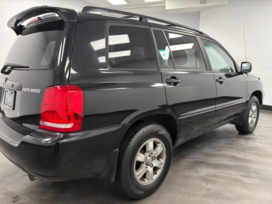 2005 Toyota Highlander 4dr V6 4WD w/3rd Row (SE), available for sale in Elizabeth, New Jersey | Dream Auto Group. Elizabeth, New Jersey 2005 Toyota Highlander 4dr V6 4WD w/3rd Row (SE), available for sale in Elizabeth, New Jersey | Dream Auto Group. Elizabeth, New Jersey