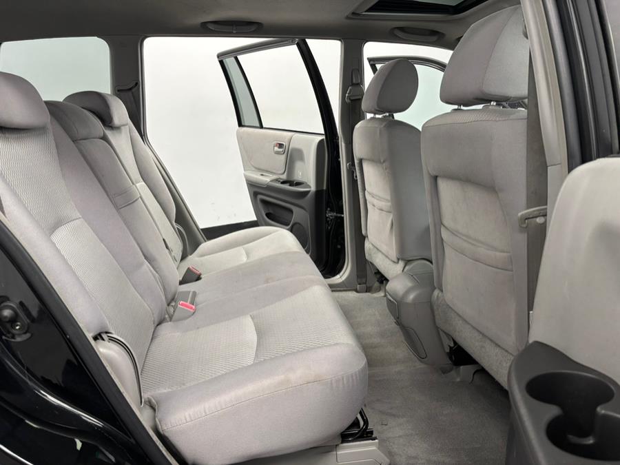 2005 Toyota Highlander 4dr V6 4WD w/3rd Row (SE), available for sale in Elizabeth, New Jersey | Dream Auto Group. Elizabeth, New Jersey 2005 Toyota Highlander 4dr V6 4WD w/3rd Row (SE), available for sale in Elizabeth, New Jersey | Dream Auto Group. Elizabeth, New Jersey