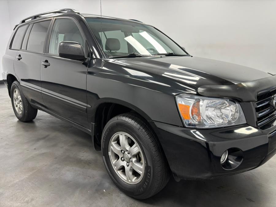 2005 Toyota Highlander 4dr V6 4WD w/3rd Row (SE), available for sale in Elizabeth, New Jersey | Dream Auto Group. Elizabeth, New Jersey 2005 Toyota Highlander 4dr V6 4WD w/3rd Row (SE), available for sale in Elizabeth, New Jersey | Dream Auto Group. Elizabeth, New Jersey