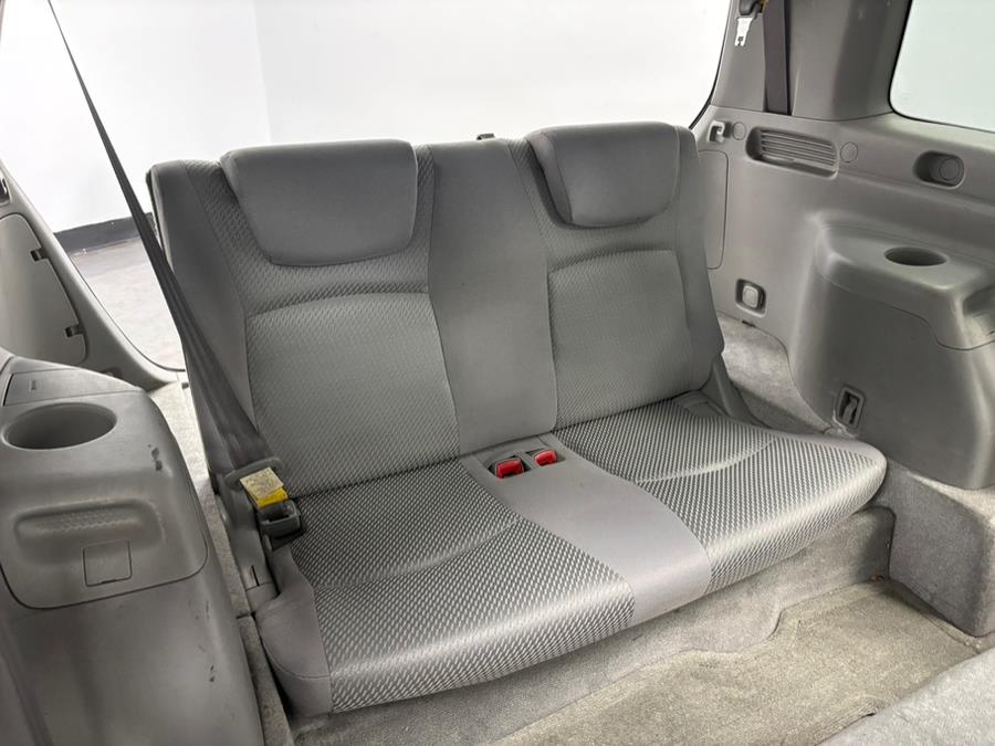 2005 Toyota Highlander 4dr V6 4WD w/3rd Row (SE), available for sale in Elizabeth, New Jersey | Dream Auto Group. Elizabeth, New Jersey 2005 Toyota Highlander 4dr V6 4WD w/3rd Row (SE), available for sale in Elizabeth, New Jersey | Dream Auto Group. Elizabeth, New Jersey