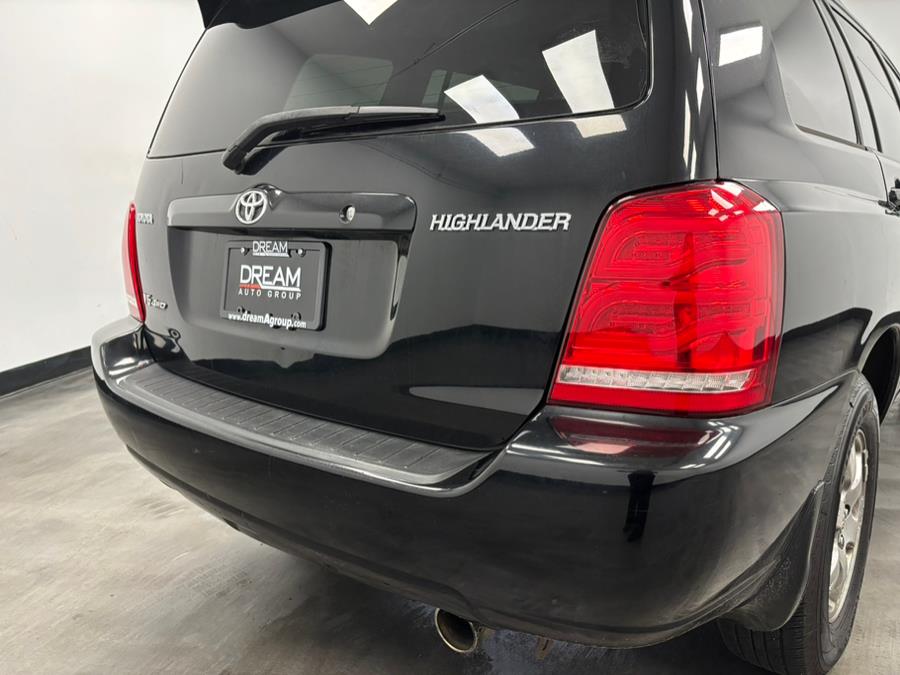 2005 Toyota Highlander 4dr V6 4WD w/3rd Row (SE), available for sale in Elizabeth, New Jersey | Dream Auto Group. Elizabeth, New Jersey 2005 Toyota Highlander 4dr V6 4WD w/3rd Row (SE), available for sale in Elizabeth, New Jersey | Dream Auto Group. Elizabeth, New Jersey