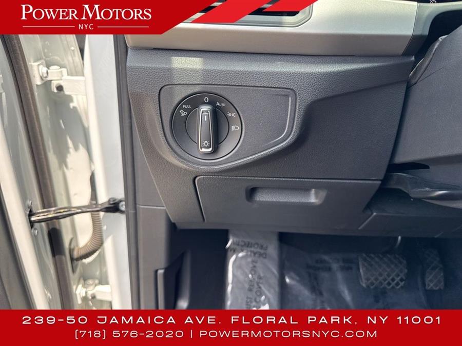 2022 Volkswagen Atlas 2.0T SE, available for sale in Floral Park, New York | Shop Auto NY. Floral Park, New York 2022 Volkswagen Atlas 2.0T SE, available for sale in Floral Park, New York | Shop Auto NY. Floral Park, New York