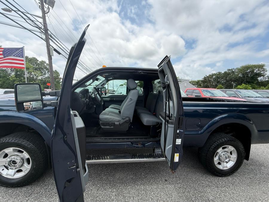 2016 Ford Super Duty F-350 SRW 4WD SuperCab 142" XLT, available for sale in Huntington Station, New York | Huntington Auto Mall. Huntington Station, New York 2016 Ford Super Duty F-350 SRW 4WD SuperCab 142" XLT, available for sale in Huntington Station, New York | Huntington Auto Mall. Huntington Station, New York