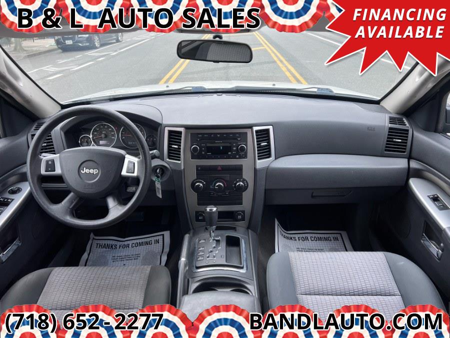 2009 Jeep Grand Cherokee 4WD 4dr Laredo, available for sale in Bronx, New York | B & L Auto Sales LLC. Bronx, New York 2009 Jeep Grand Cherokee 4WD 4dr Laredo, available for sale in Bronx, New York | B & L Auto Sales LLC. Bronx, New York