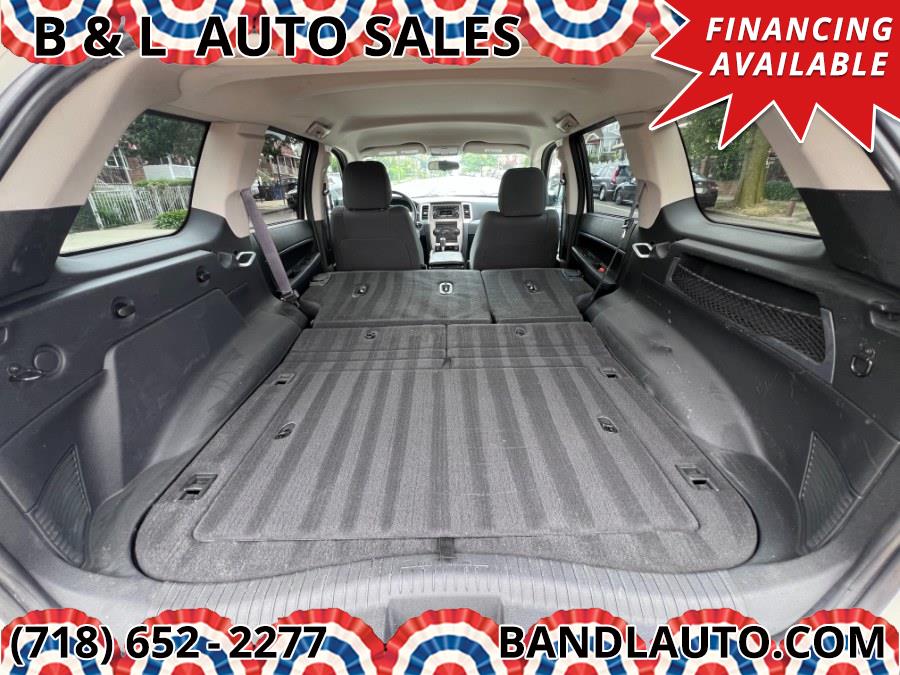 2009 Jeep Grand Cherokee 4WD 4dr Laredo, available for sale in Bronx, New York | B & L Auto Sales LLC. Bronx, New York 2009 Jeep Grand Cherokee 4WD 4dr Laredo, available for sale in Bronx, New York | B & L Auto Sales LLC. Bronx, New York