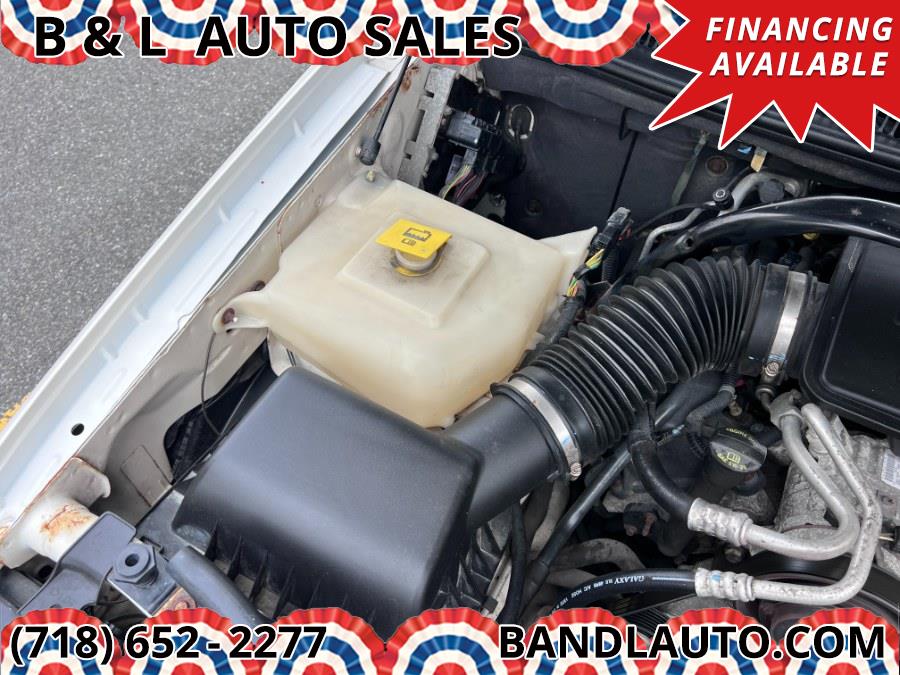 2009 Jeep Grand Cherokee 4WD 4dr Laredo, available for sale in Bronx, New York | B & L Auto Sales LLC. Bronx, New York 2009 Jeep Grand Cherokee 4WD 4dr Laredo, available for sale in Bronx, New York | B & L Auto Sales LLC. Bronx, New York