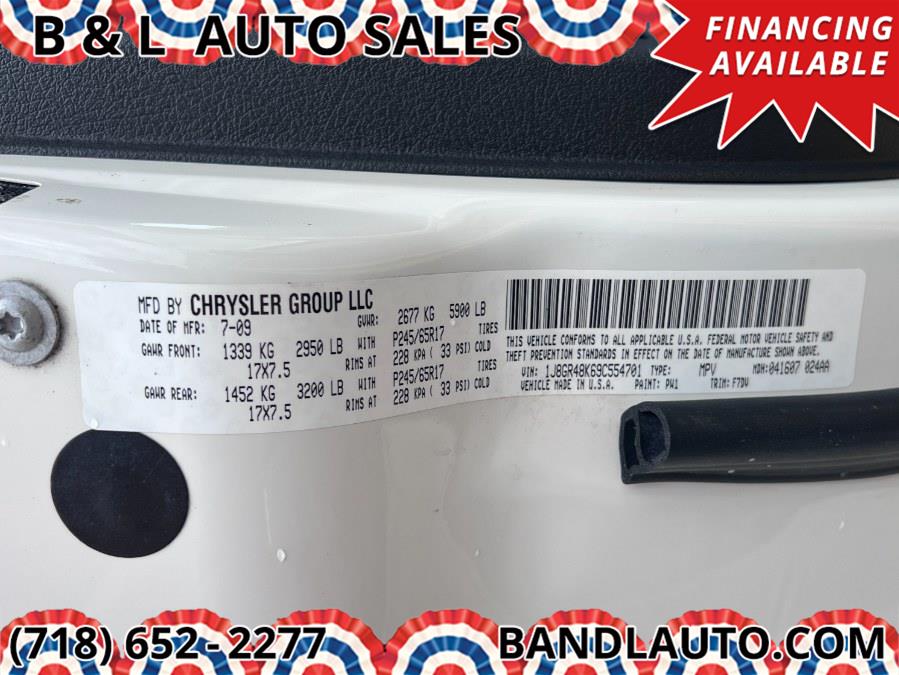 2009 Jeep Grand Cherokee 4WD 4dr Laredo, available for sale in Bronx, New York | B & L Auto Sales LLC. Bronx, New York 2009 Jeep Grand Cherokee 4WD 4dr Laredo, available for sale in Bronx, New York | B & L Auto Sales LLC. Bronx, New York