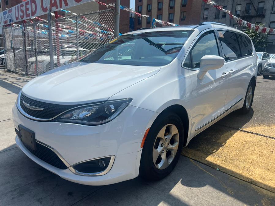 2017 Chrysler Pacifica Touring-L Plus FWD, available for sale in Brooklyn, New York | Atlantic Used Car Sales. Brooklyn, New York 2017 Chrysler Pacifica Touring-L Plus FWD, available for sale in Brooklyn, New York | Atlantic Used Car Sales. Brooklyn, New York