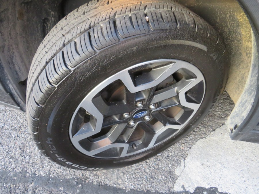 2017 Subaru Crosstrek 2.0i Premium CVT, available for sale in Middle Village, New York | Road Masters II INC. Middle Village, New York 2017 Subaru Crosstrek 2.0i Premium CVT, available for sale in Middle Village, New York | Road Masters II INC. Middle Village, New York