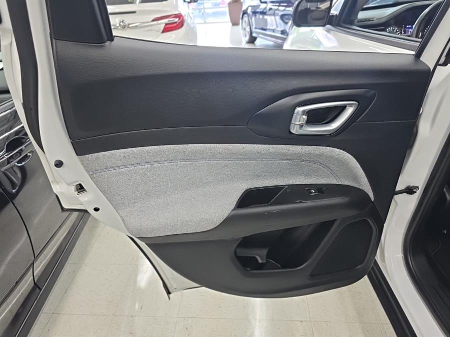 2022 Jeep Compass Latitude 4x4, available for sale in West Haven, Connecticut | Auto Fair Inc.. West Haven, Connecticut 2022 Jeep Compass Latitude 4x4, available for sale in West Haven, Connecticut | Auto Fair Inc.. West Haven, Connecticut