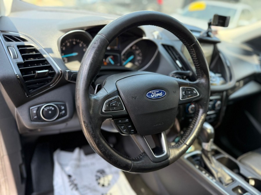 2017 Ford Escape Titanium 4WD, available for sale in Peabody, Massachusetts | New Star Motors. Peabody, Massachusetts 2017 Ford Escape Titanium 4WD, available for sale in Peabody, Massachusetts | New Star Motors. Peabody, Massachusetts